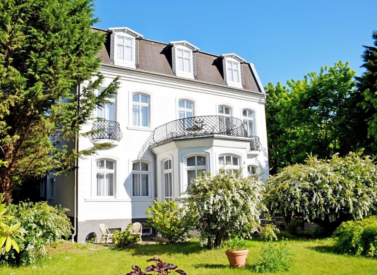 Villa Im Ostseebad Baabe Exteriör bild